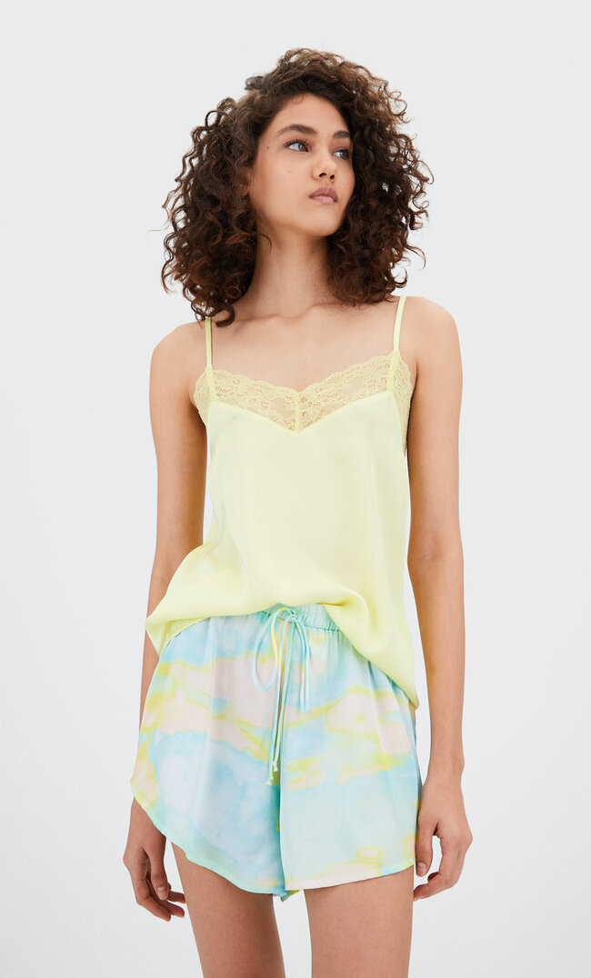 Stradivarius Satin-Pyjamashorts Grün S
