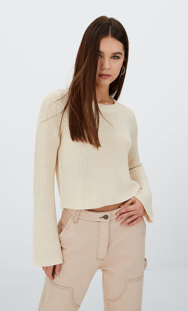 Stradivarius Sweter Z Rozszerzanymi Rękawami Waniliowy S