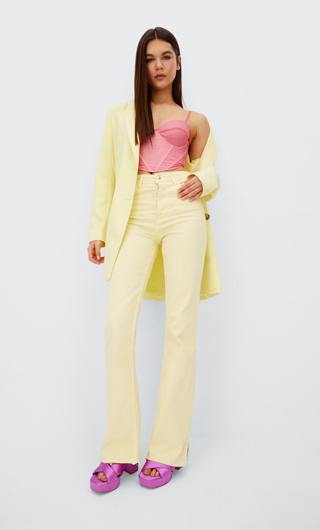 Stradivarius Spodnie O Kroju Slim Z Rozszerzanymi Nogawkami Z Rozcięciem Żółty Pastelowy 32
Stradivarius Spodnie O Kroju Slim Z Rozszerzanymi Nogawkami Z Rozcięciem Żółty Pastelowy 32