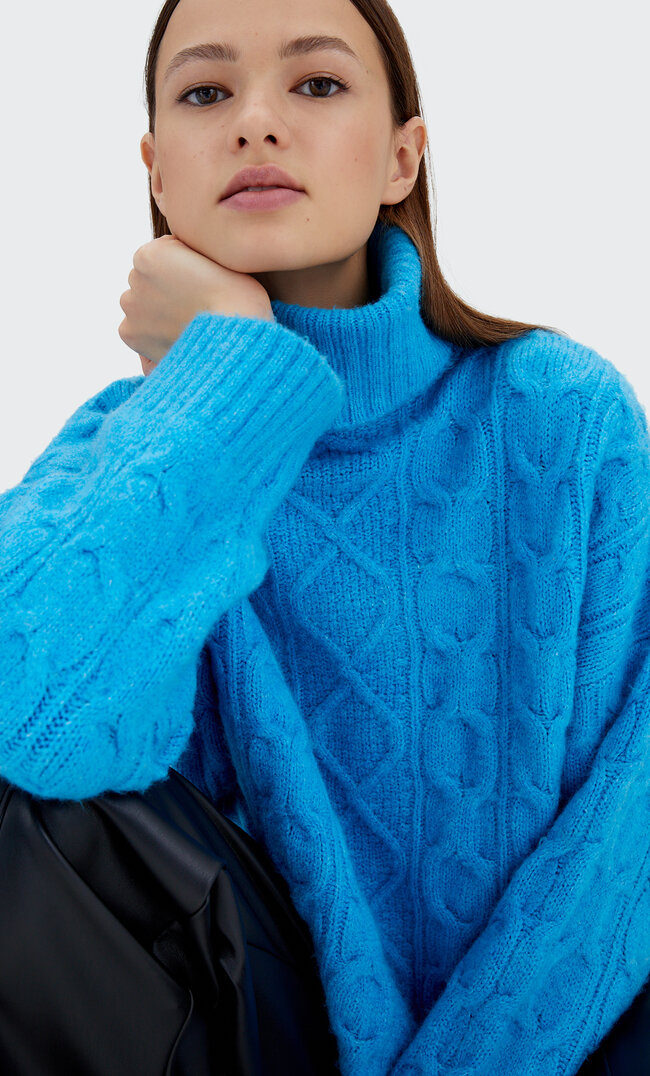Stradivarius Pullover Mit Hohem Kragen Und Zopfmuster Türkis L
