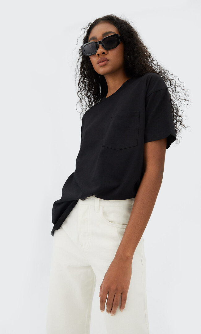 Stradivarius Oversize-Shirt Mit Tasche Schwarz S