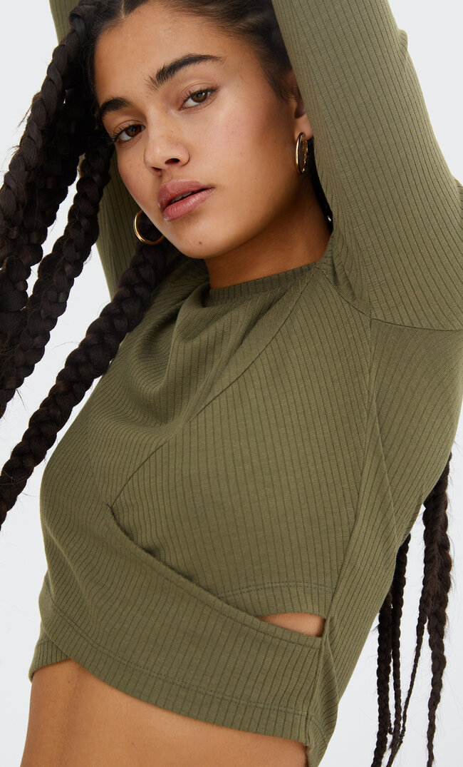 Stradivarius Top In Wickeloptik Khaki M