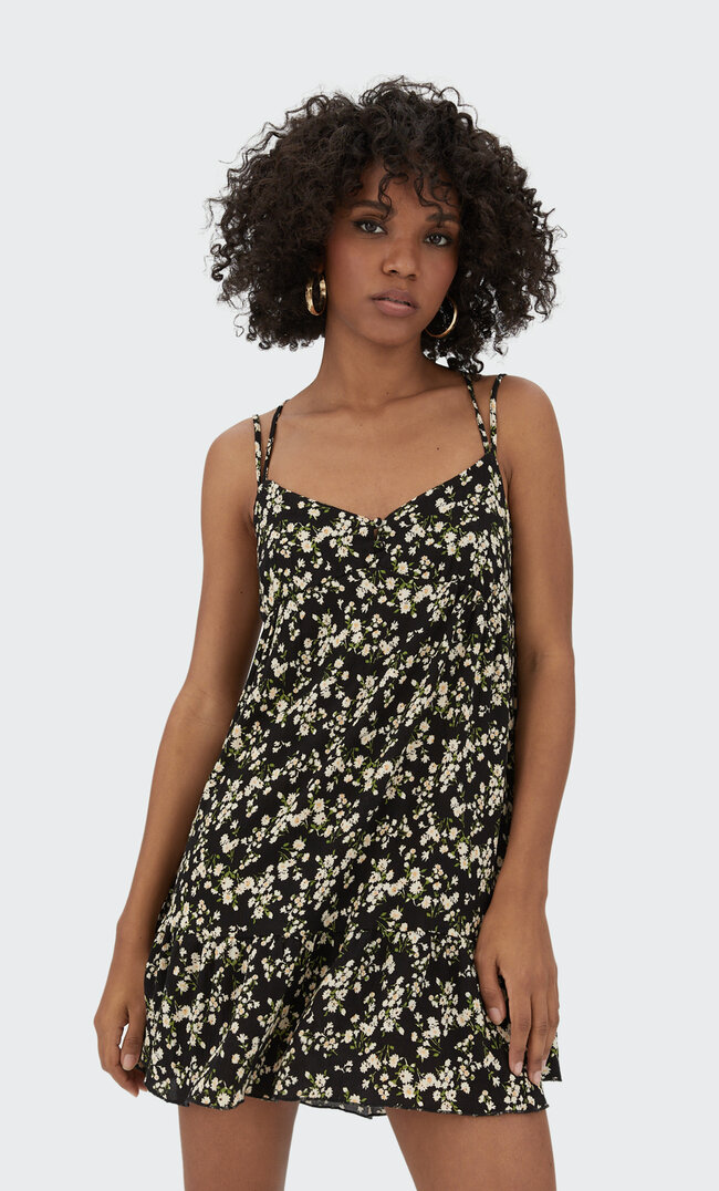 Stradivarius Kleid Mit Blumenprint Schwarz M