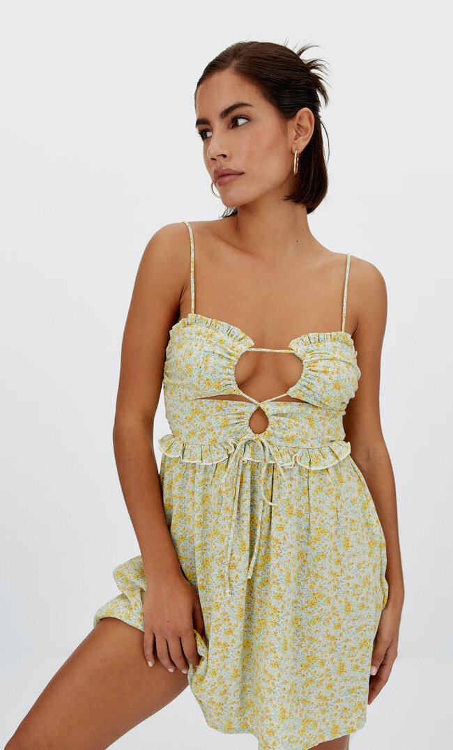 Stradivarius Kurzes Kleid Mit Schlitzen Pastellgelb S
