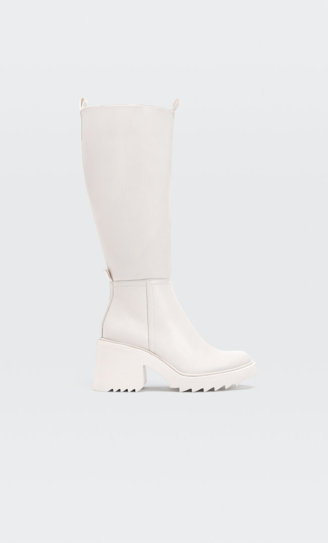 Stradivarius Track Sole Boots With Heel Ecru 7