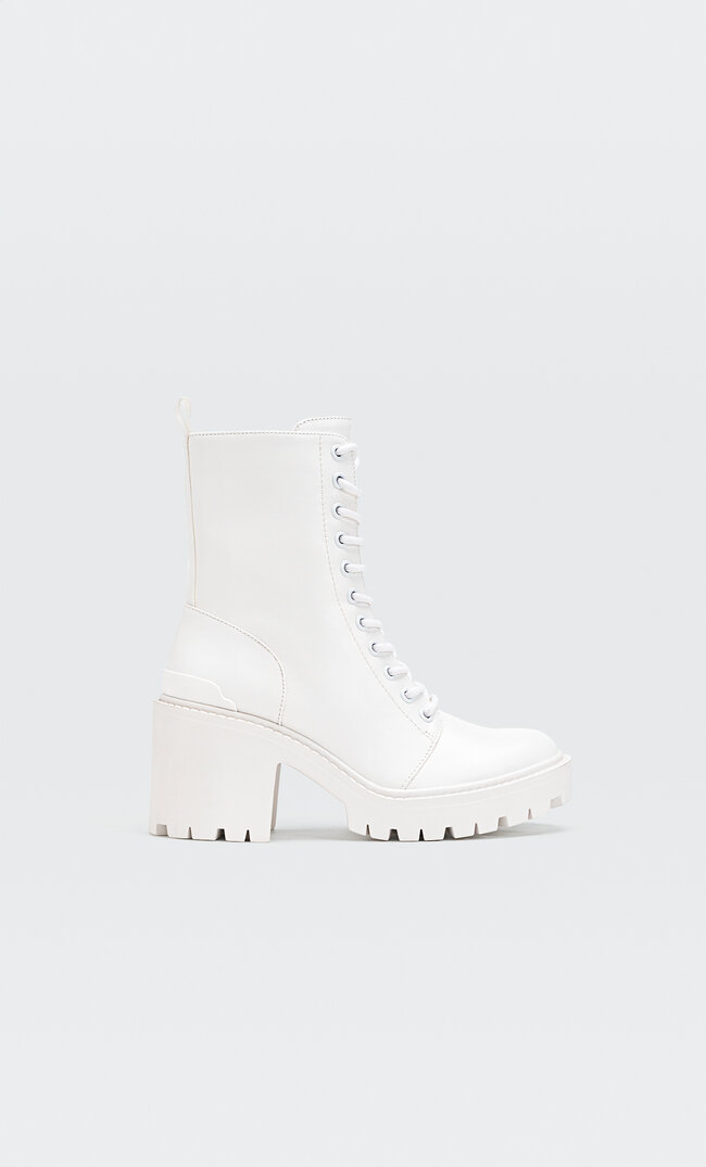 Stradivarius Bottines À Talon Crantées À Lacets Blanc 36