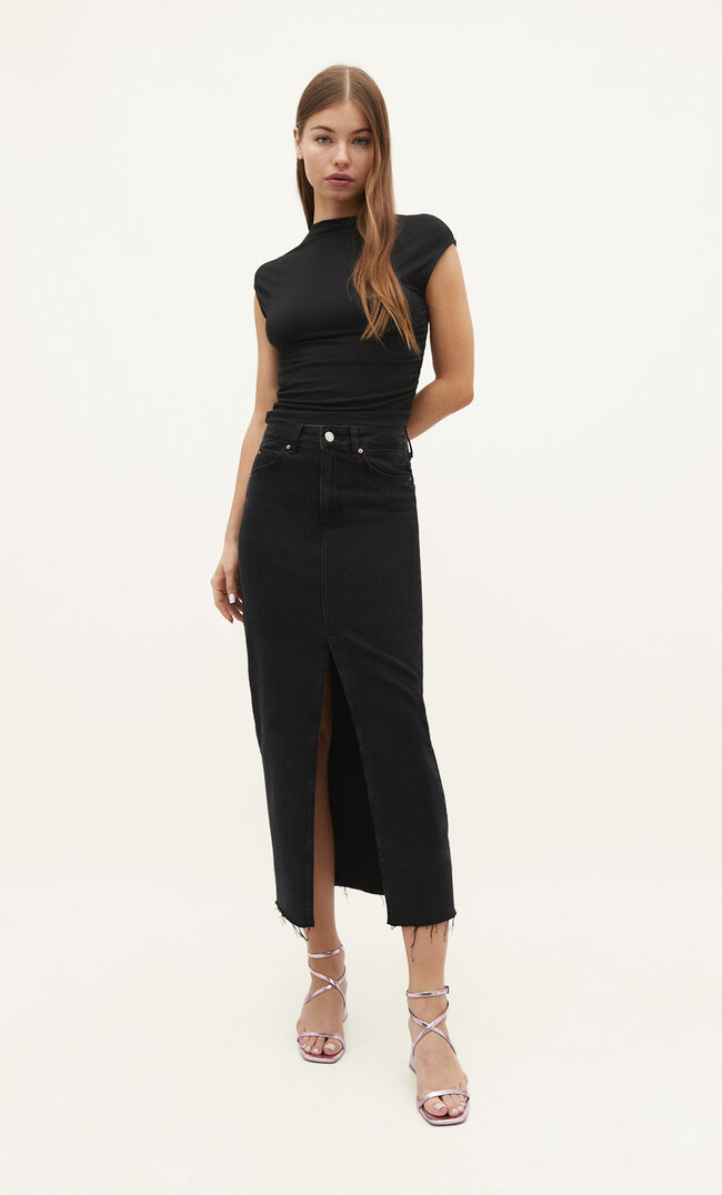 Stradivarius Fustă Lungă Din Denim Comfort Denim Negru Prespălat 38 Comfort imagine megaplaza.ro