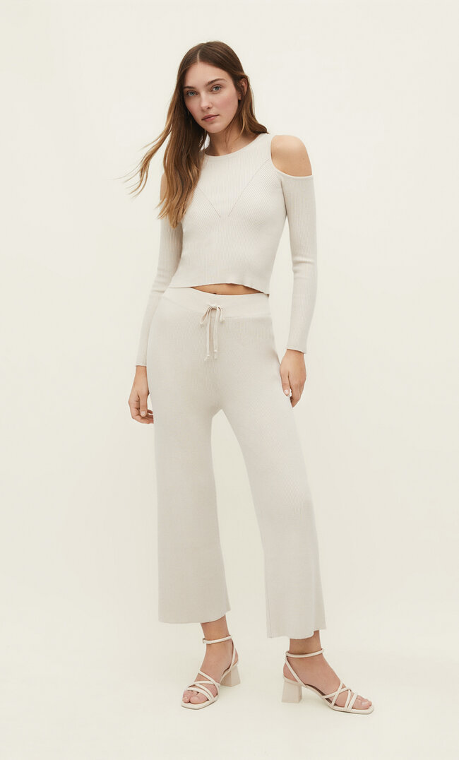 Stradivarius Dzianinowy sweter z odkrytymi ramionami Szary XL