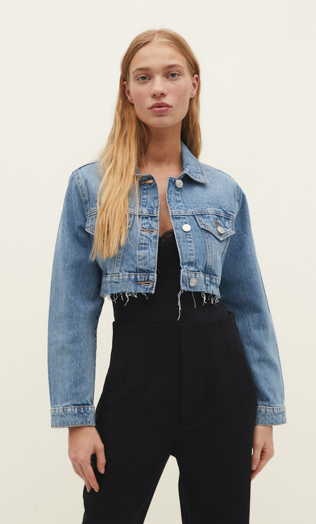 Stradivarius Bardzo krótka kurtka jeansowa Niebieski denim L