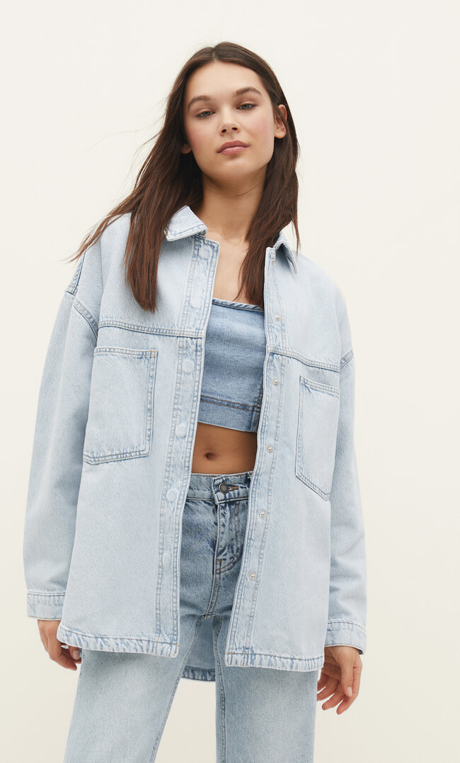 Stradivarius Jeansowa Koszula Wierzchnia Oversize Denimowy Z Efektem Wybielenia Xl
Stradivarius Jeansowa Koszula Wierzchnia Oversize Denimowy Z Efektem Wybielenia Xl