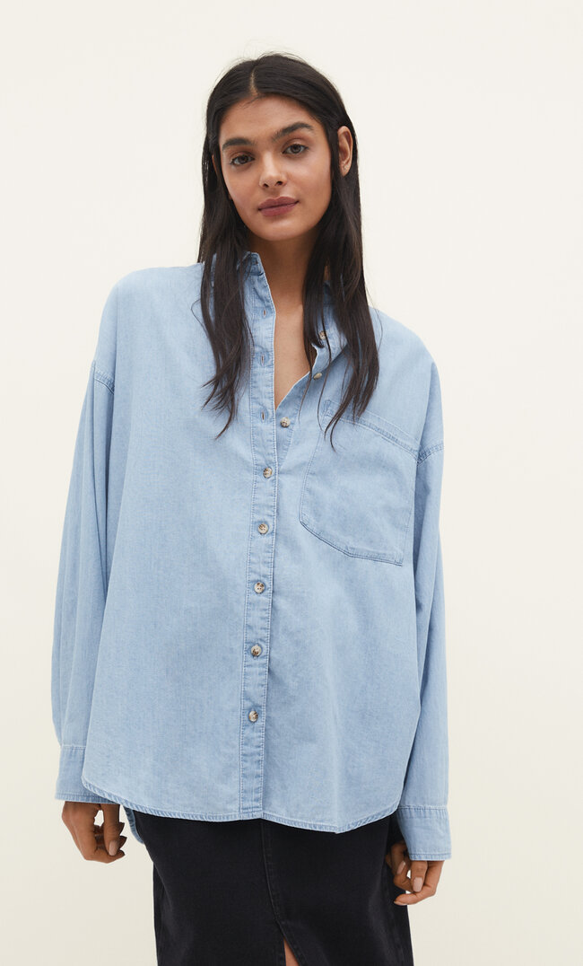 Stradivarius Basic-Jeanshemd Medium Light Blue Denim M