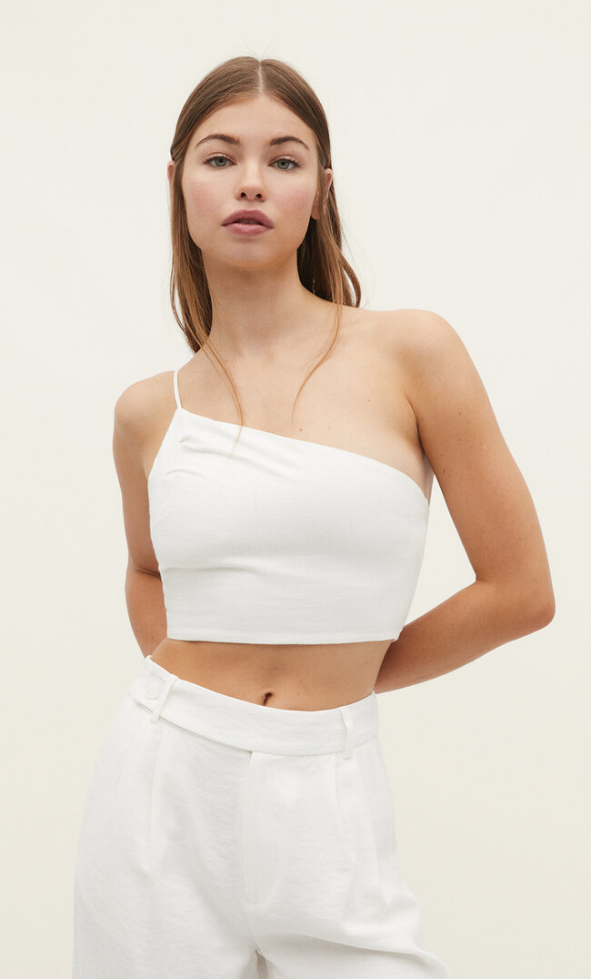 Stradivarius Asymmetrisches Top mit Leinenanteil Weiß S