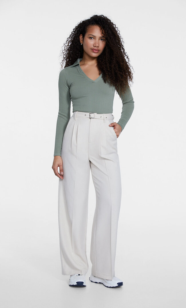 Stradivarius Nahtloses Poloshirt Khaki L
