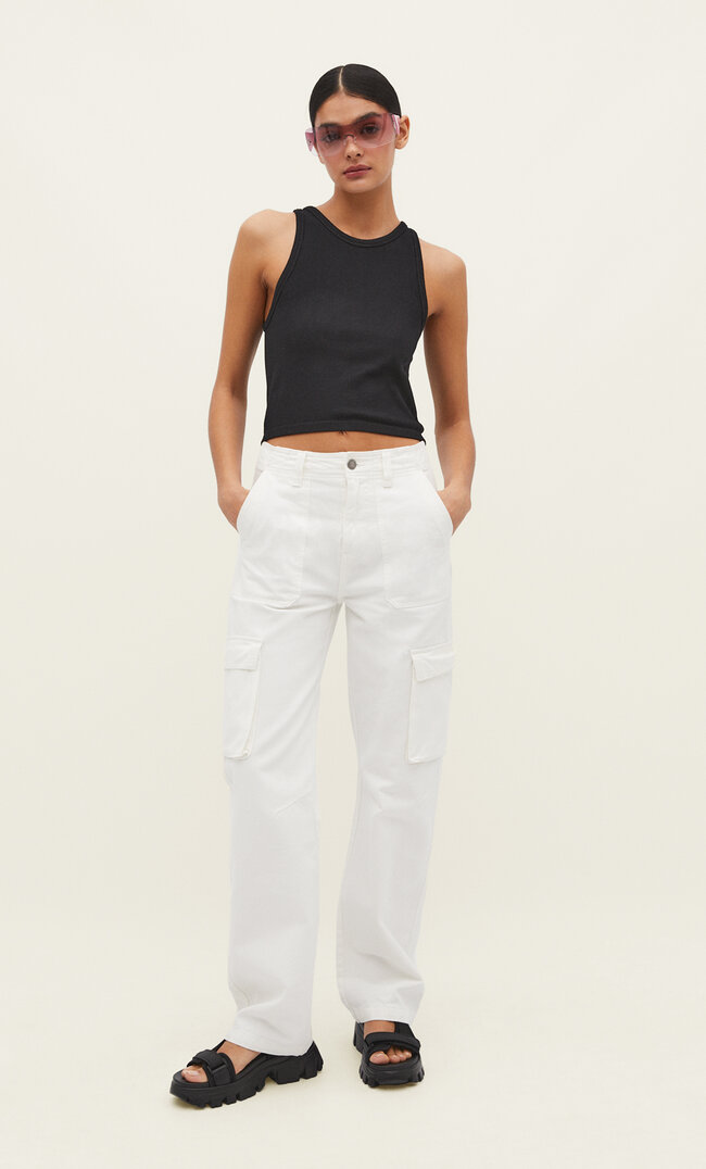 Stradivarius Nahtloses Shirt mit Racerback Schwarz M