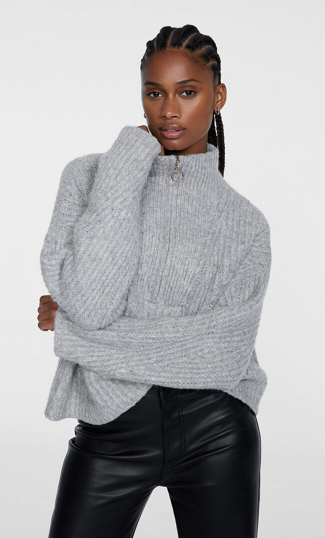 Stradivarius Sweter Z Grubej Dzianiny Z Suwakiem Popielaty L