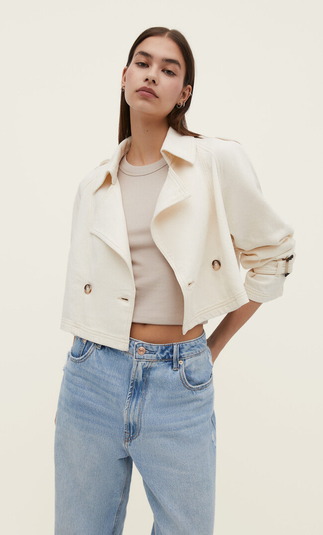 Stradivarius Krótka kurtka w stylu trencza z diagonalu w rustykalnym stylu Ecru XL
Stradivarius Krótka kurtka w stylu trencza z diagonalu w rustykalnym stylu Ecru XL