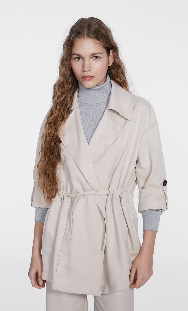 Stradivarius Kurzer Fließender Trenchcoat Steingrau S