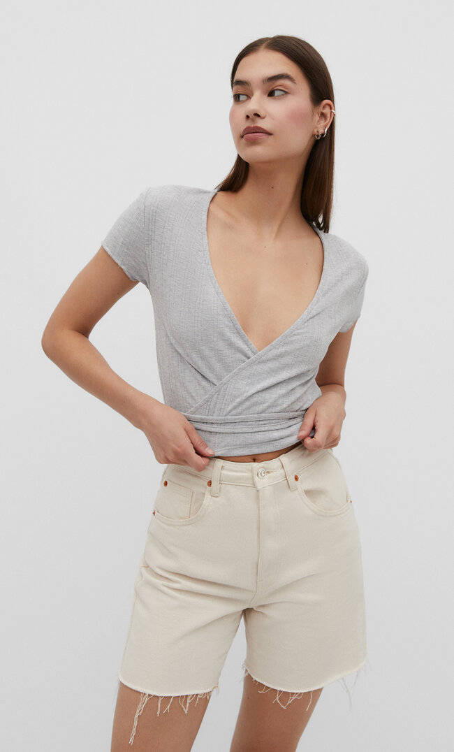 Stradivarius Geripptes Ballerina-Shirt Grau Melange M