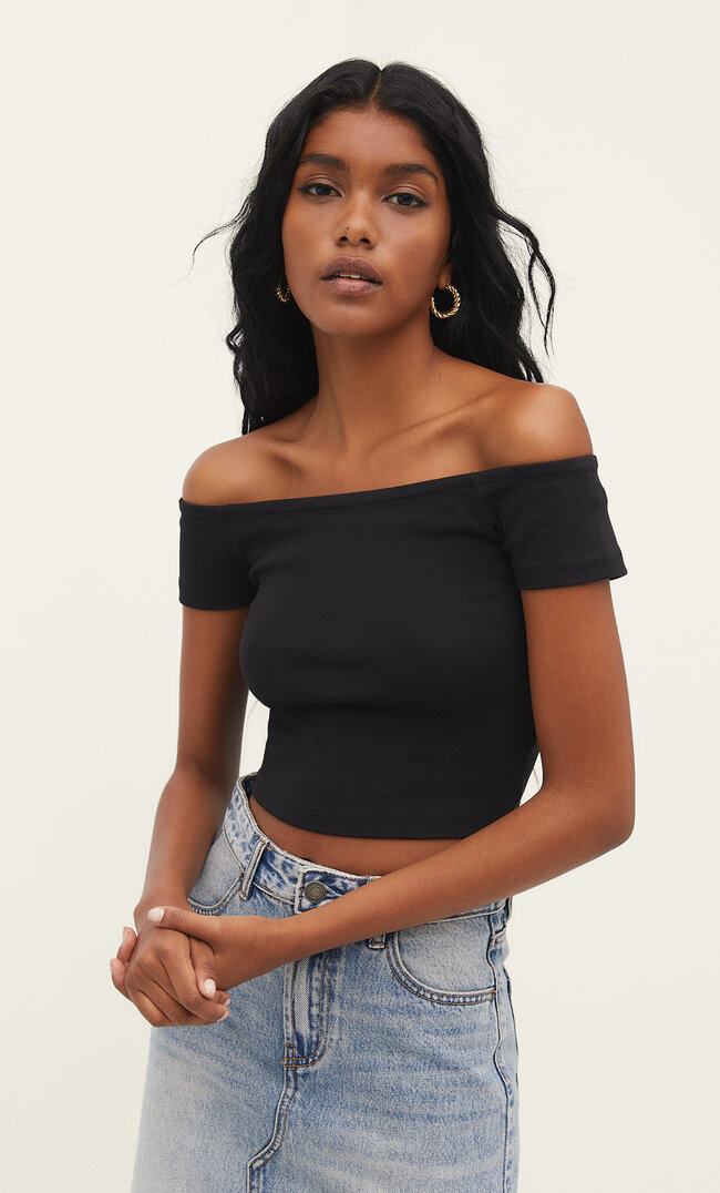 Stradivarius Shirt mit Carmen-Ausschnitt Schwarz XS