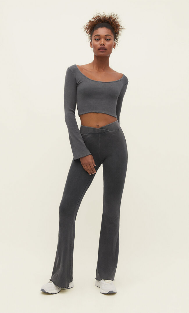 Stradivarius Ausgestellte Leggins Im Washed-Look Grau S