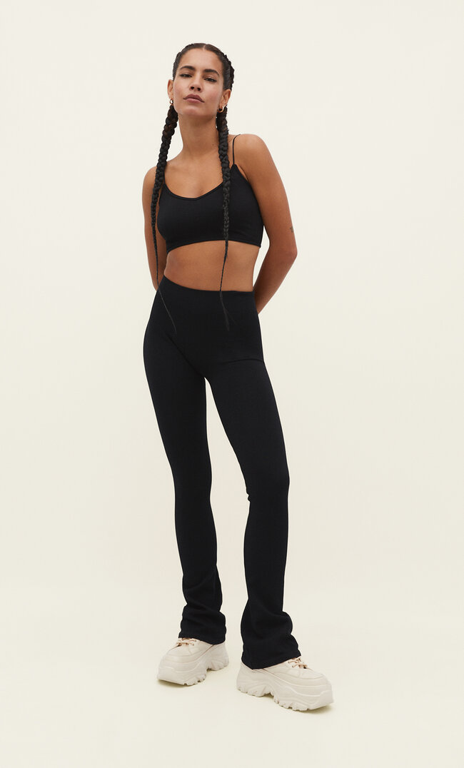 Stradivarius Nahtlose Legging-Schlaghose Schwarz M