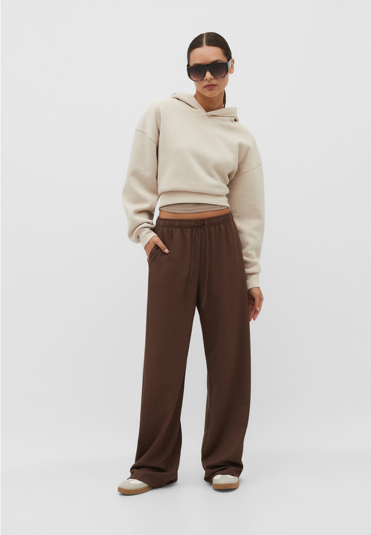Stradivarius Lange, fließende Stoffhose Braun XS
