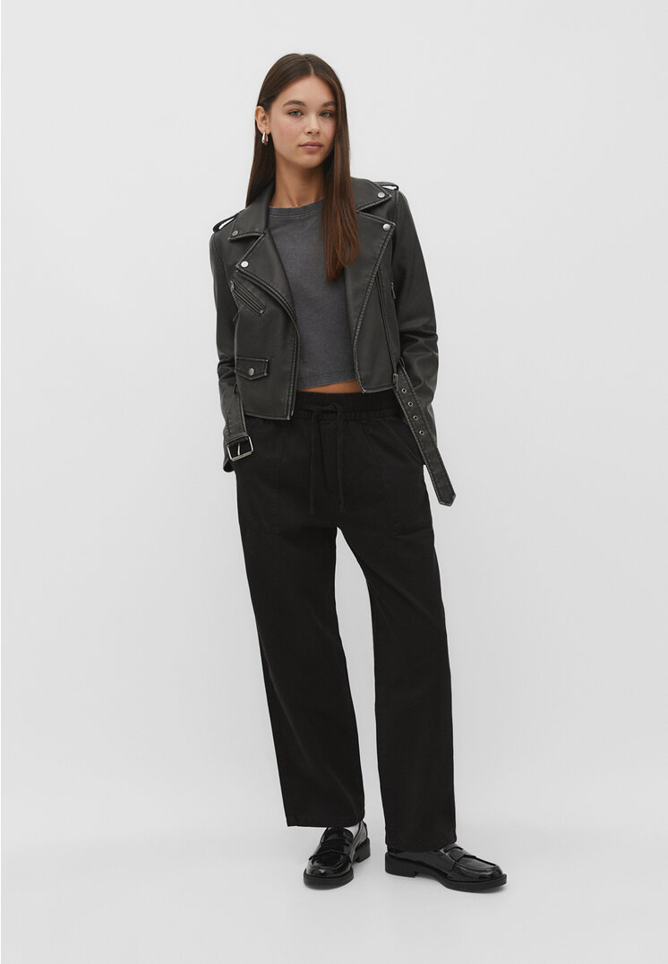 Stradivarius Luźne spodnie z diagonalu Czarny XL