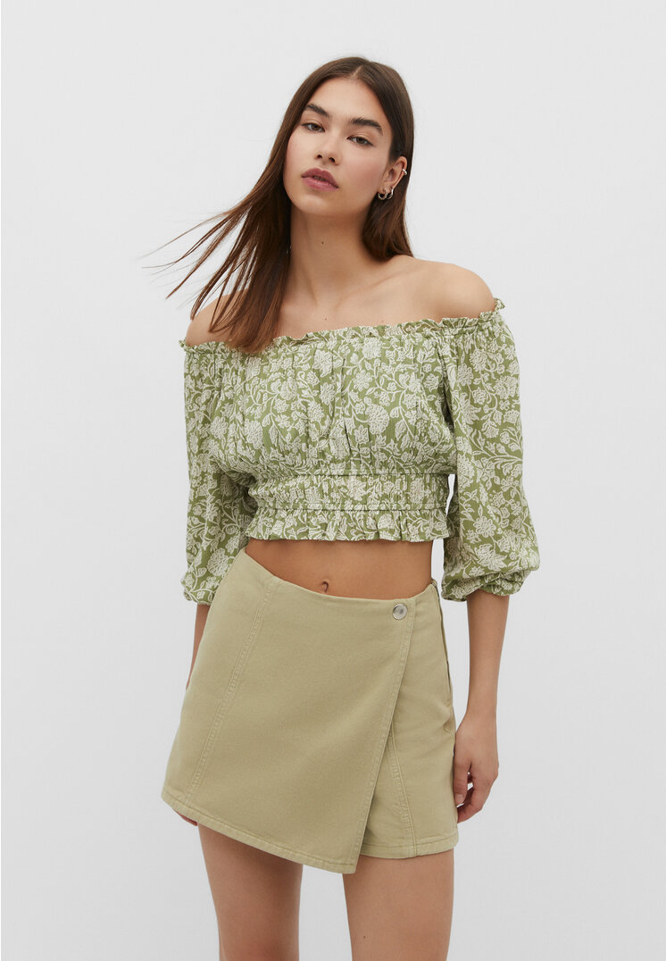 Stradivarius Crêpe-Bluse mit Gummizug Khaki L