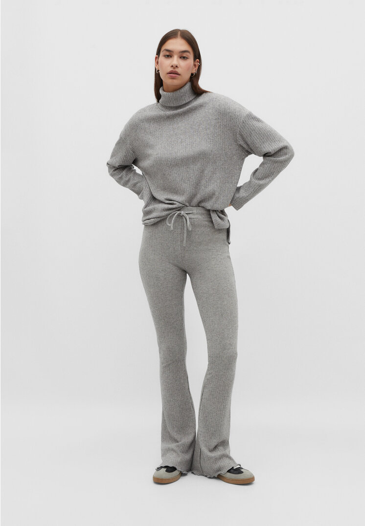 Stradivarius Schlaghose mit elastischem Patentmuster Grau Melange XL