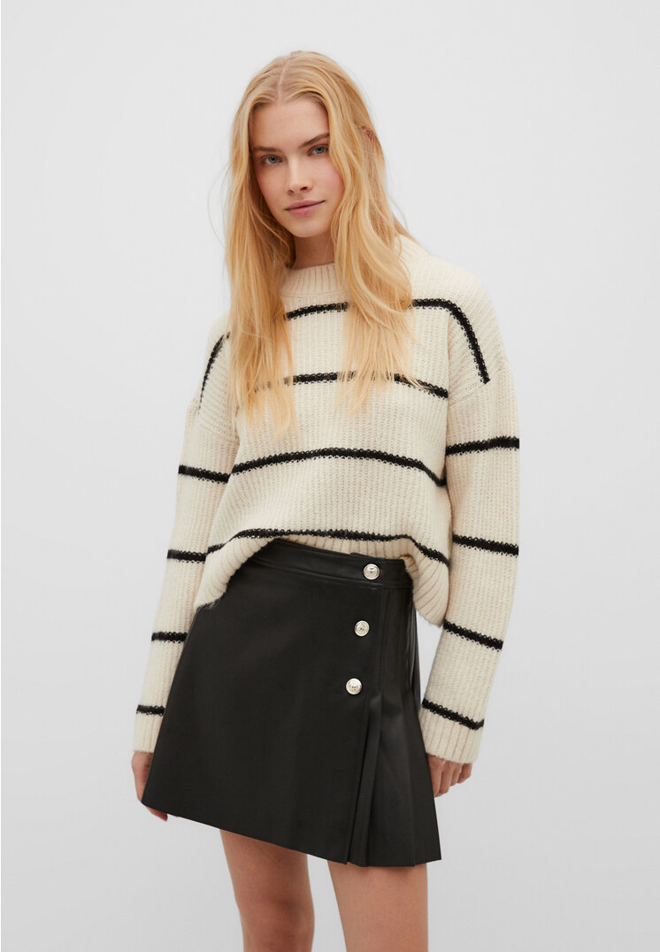 Stradivarius Leather effect mini skirt with buttons  Black 12 product