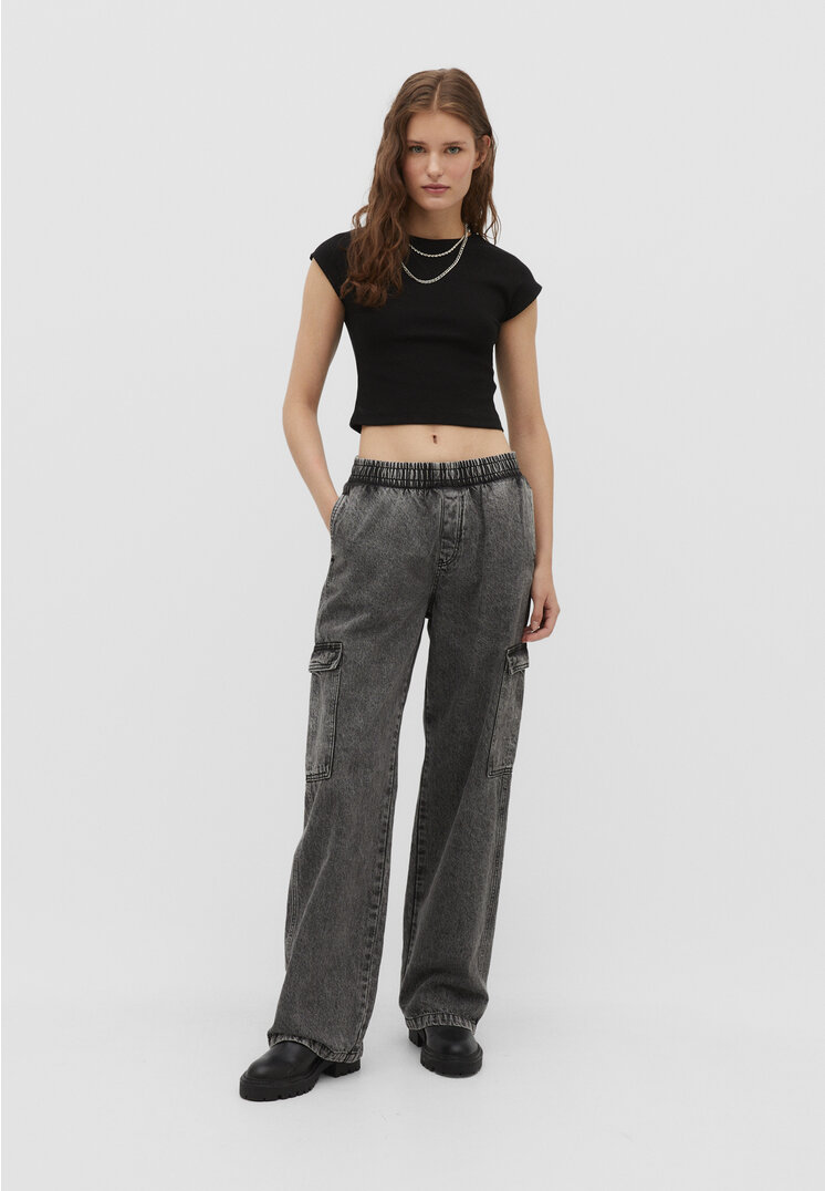 Stradivarius Jeans-Cargohose schwarzer Denim S