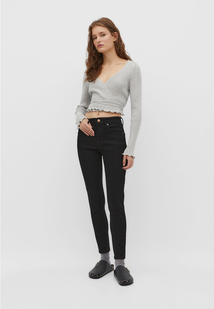 Stradivarius Jeansy skinny fit z niskim stanem Czarny denim 44