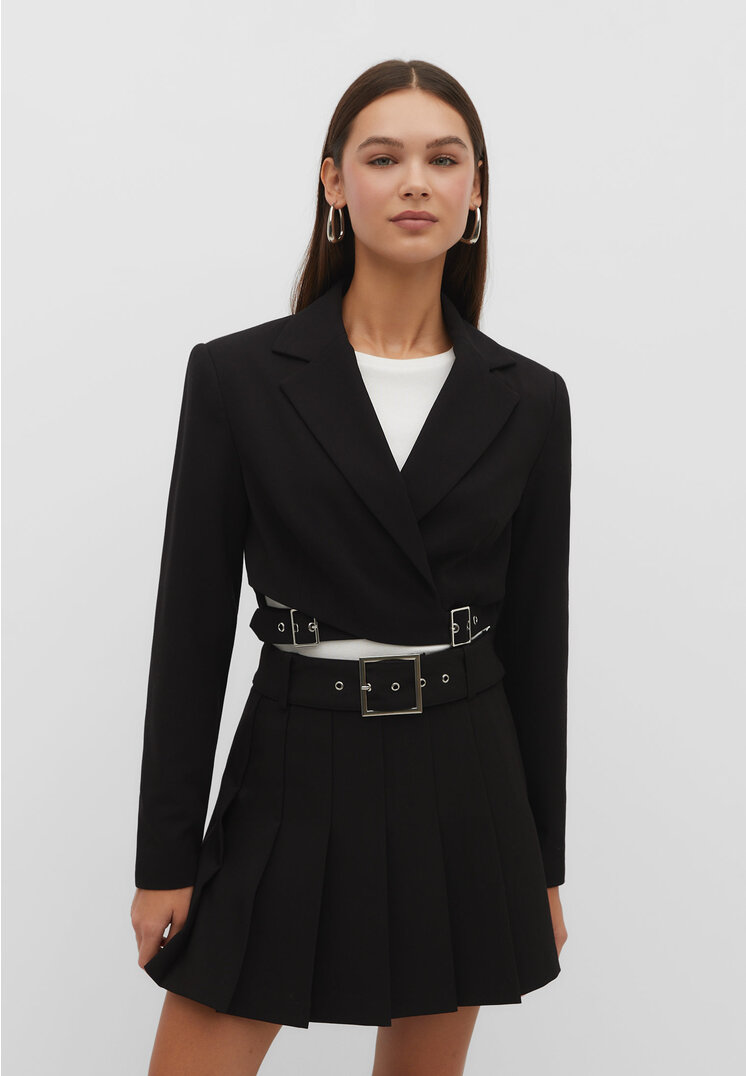 Stradivarius Cropped-Blazer mit Schnalle Schwarz M