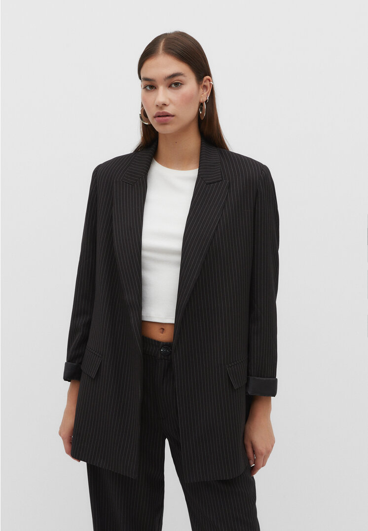 Stradivarius Offener, fließender Blazer mit Nadelstreifen Schwarz M