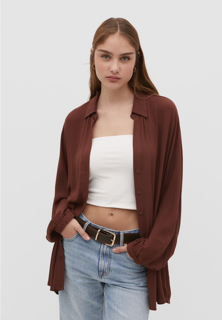 Stradivarius Crêpe-Hemd Braun M