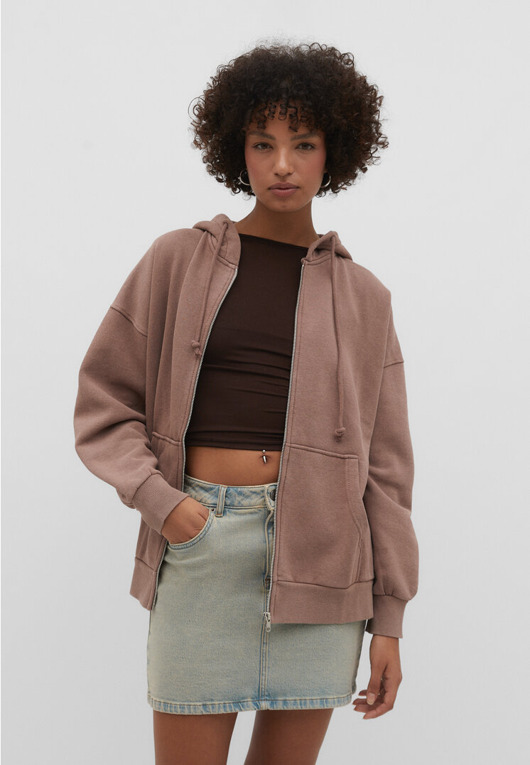 Stradivarius Oversize-Sweatshirt mit Reißverschluss im Washed-Look Braun XL
Stradivarius Oversize-Sweatshirt mit Reißverschluss im Washed-Look Braun XL