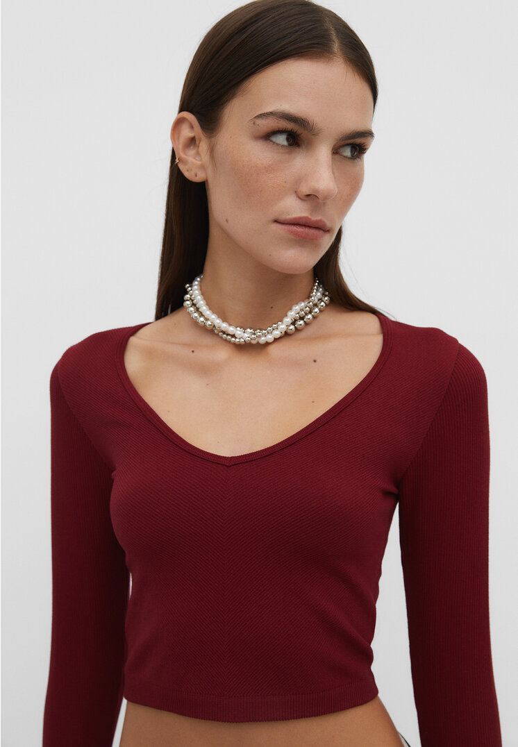 Stradivarius Nahtloses Shirt mit V-Ausschnitt Granatrot XS