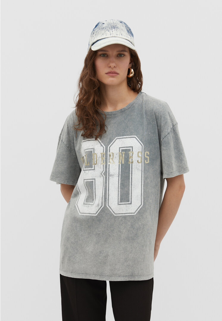 Stradivarius Oversize-Shirt mit Zahl im Washed-Look Mittelgrau L