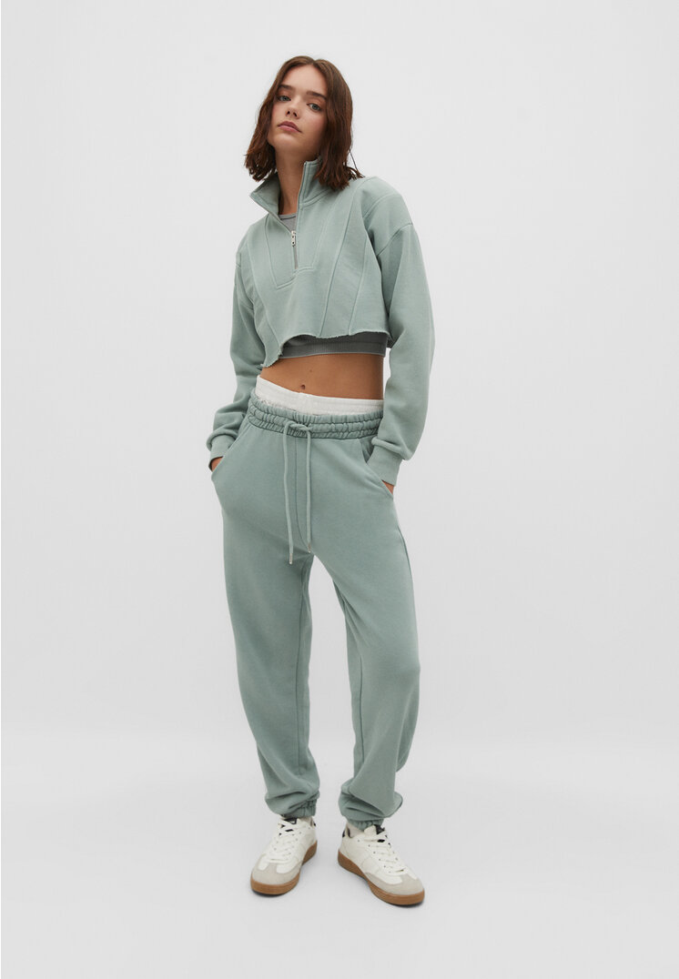 Stradivarius Joggerhose aus Plüsch Pastellgrün XL