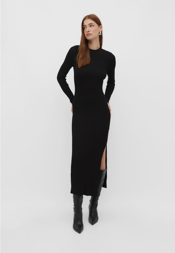 Stradivarius Langes Kleid aus Trikotstoff mit Schnürung am Rücken Schwarz XL
Stradivarius Langes Kleid aus Trikotstoff mit Schnürung am Rücken Schwarz XL