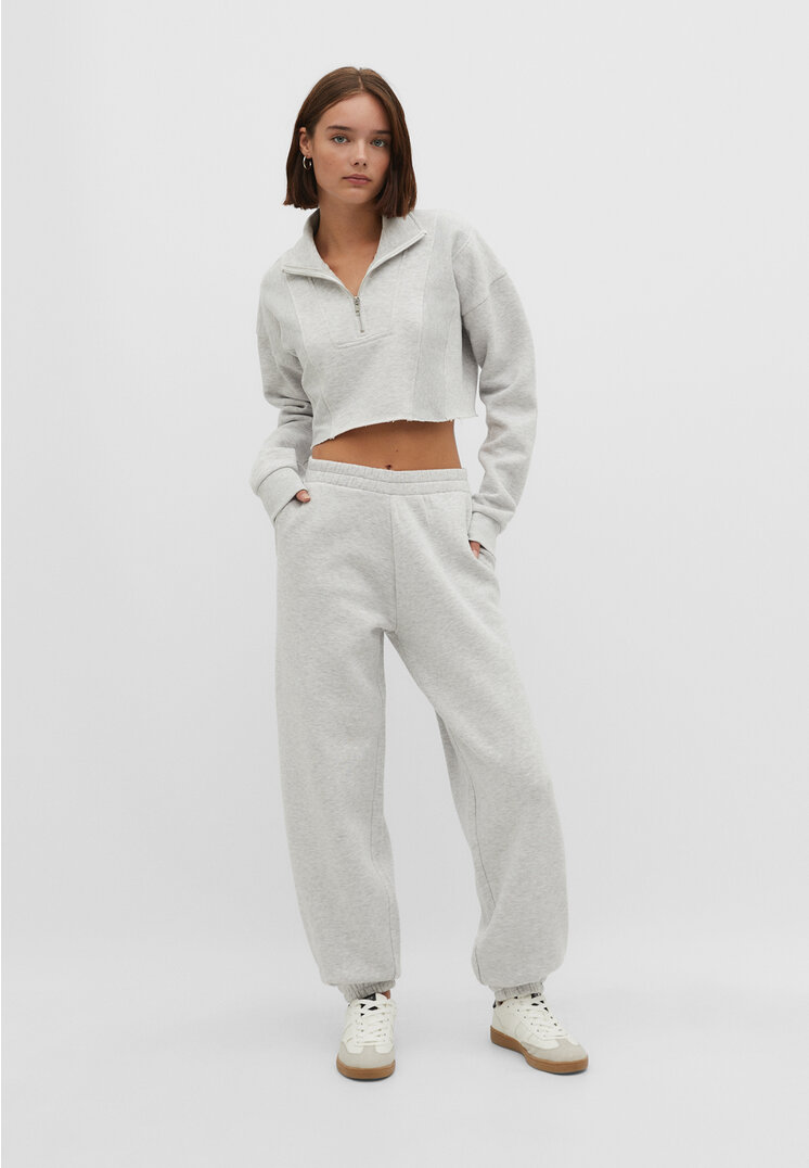 Stradivarius Spodnie jogger boyfriend z dresowej dzianiny Popielaty XL