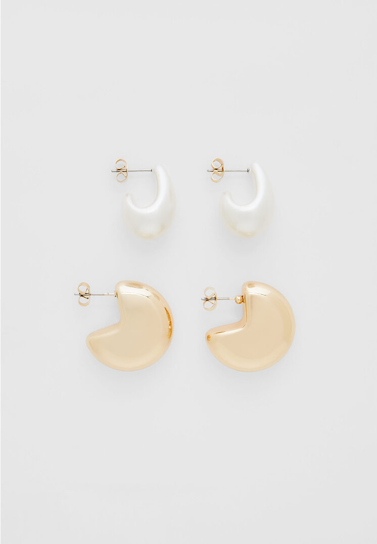 Stradivarius 2-er Set Ohrringe mit Tropfen, Kunstperle und Reifen Goldfarben OS
Stradivarius 2-er Set Ohrringe mit Tropfen, Kunstperle und Reifen Goldfarben OS