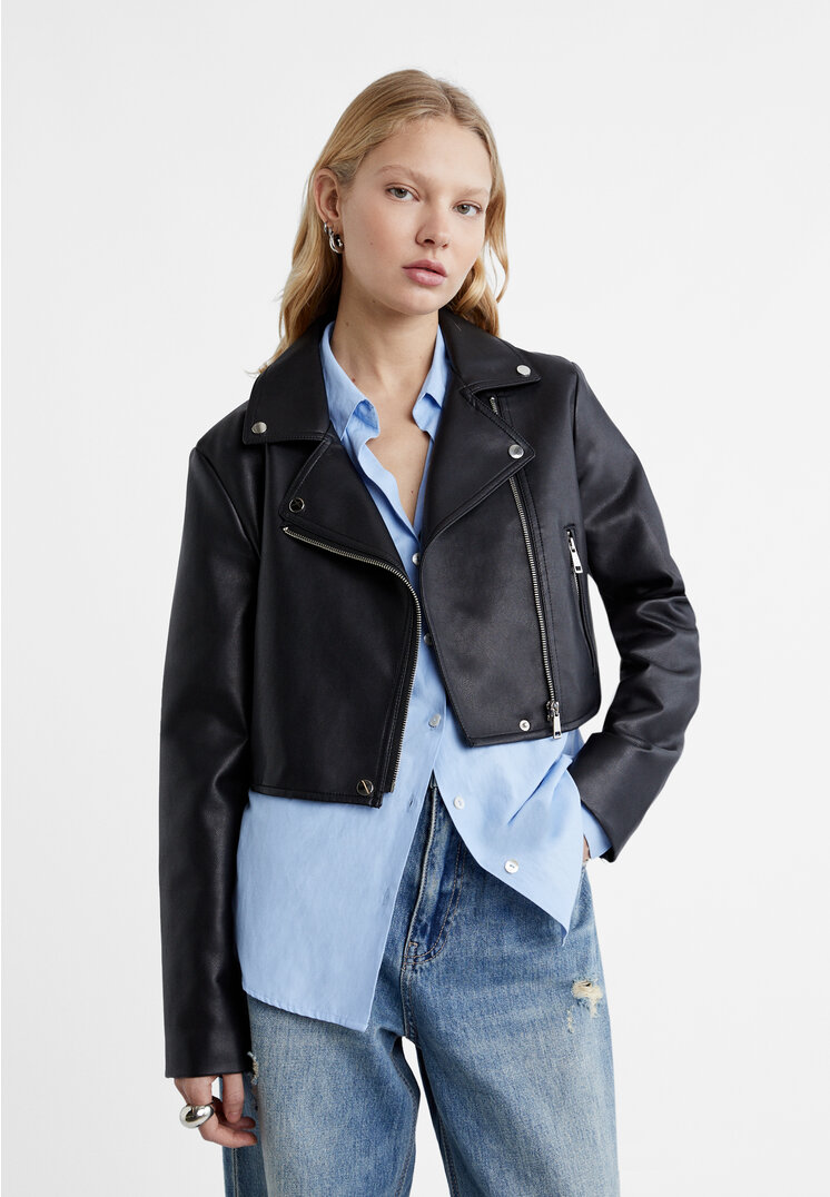 Stradivarius Krótka kurtka biker ze sztucznej skóry Czarny S