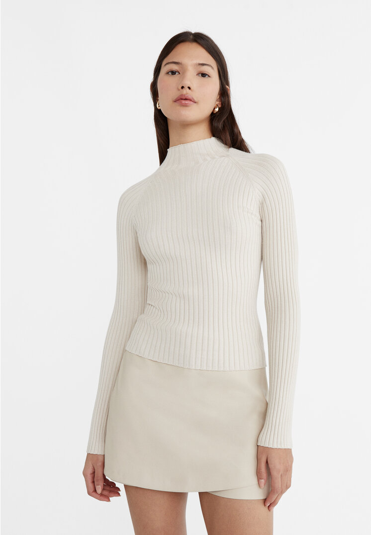 Stradivarius Sweter z półgolfem z prążkowanej dzianiny Kamień M
