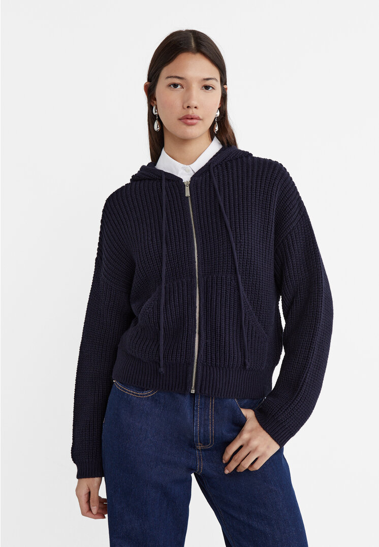 Stradivarius Strickjacke mit Kapuze Marineblau L