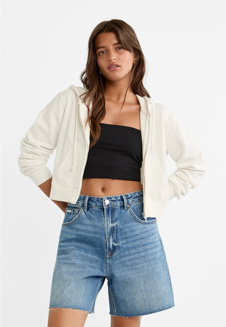 Stradivarius Cropped-Sweatshirt mit Reißverschluss Ecru S
