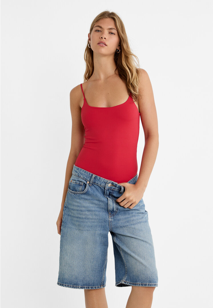 Stradivarius Body mit Spaghettiträgern Rot L