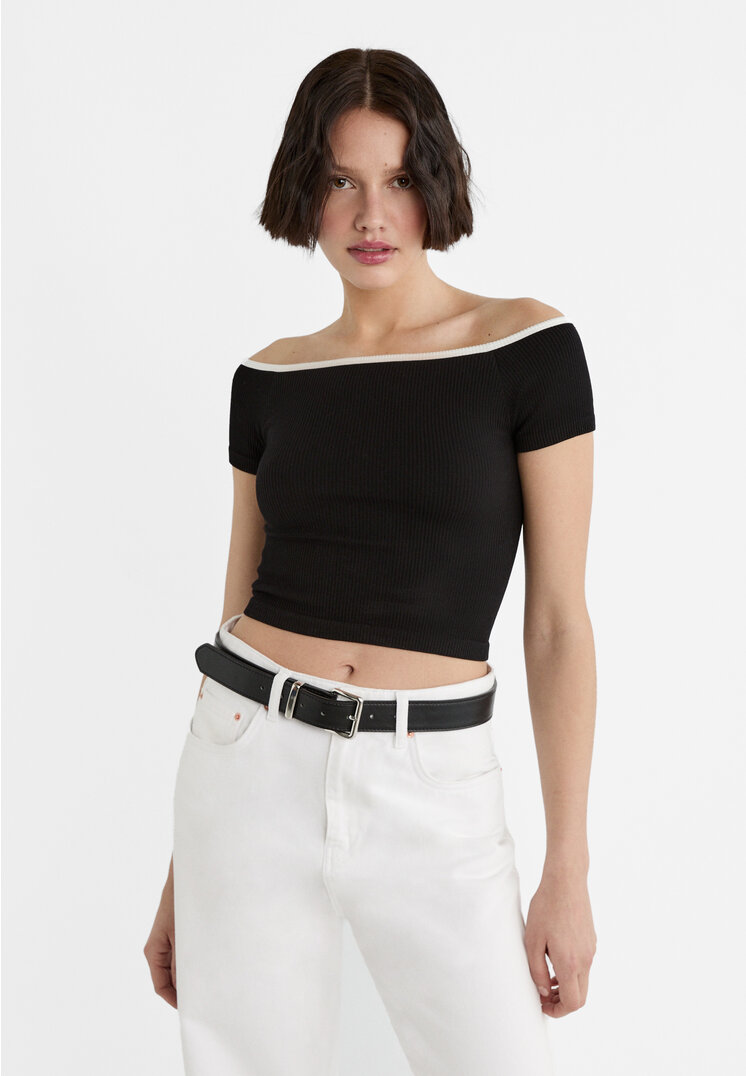 Stradivarius Nahtloses schulterfreies T-Shirt mit Kontrast Schwarz XL