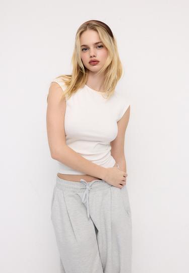 Basic fitted büzgülü t-shirt - Görsel 15