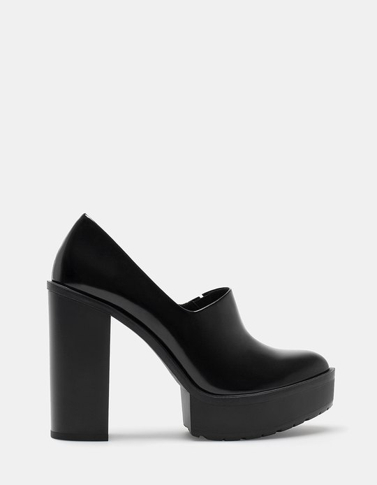 chaussures stradivarius